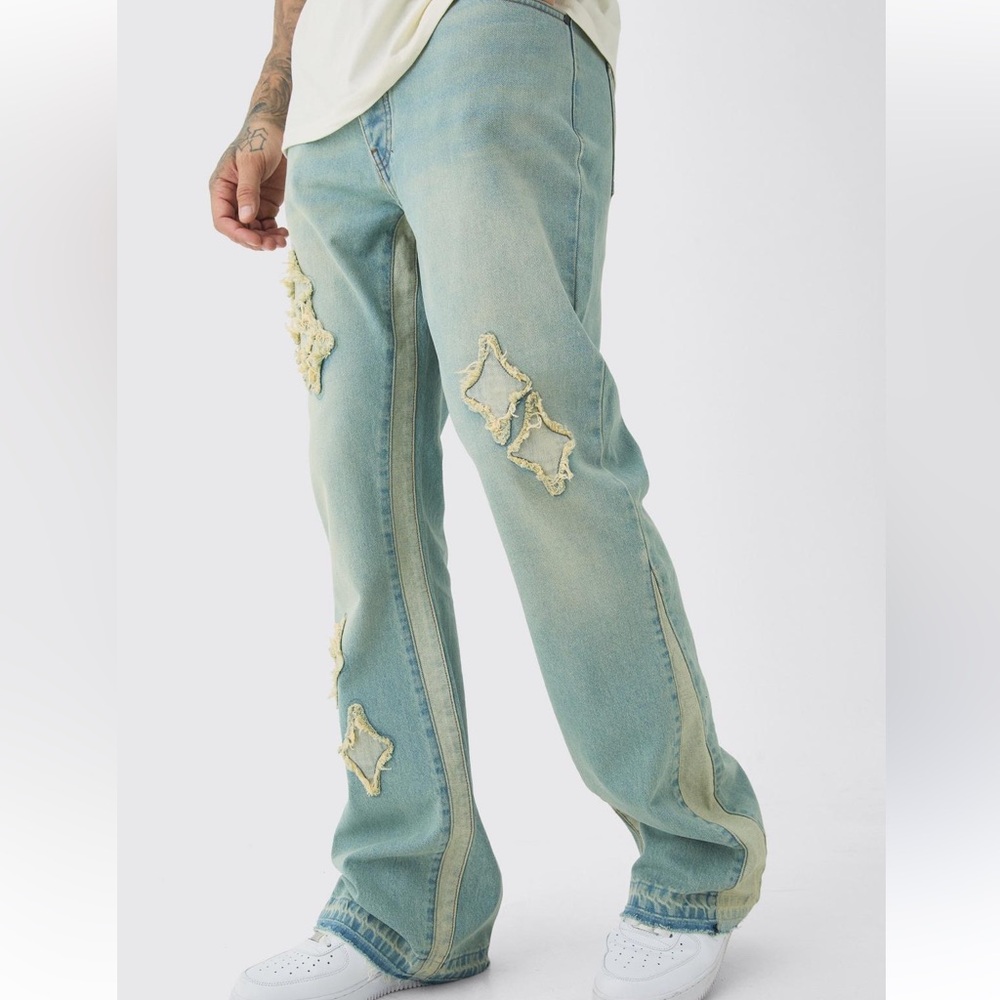 Men's Relaxed Jeans in Blue and Green